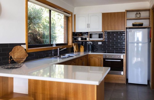 Bicheno Apartment | Beach Break - Diamond Island
