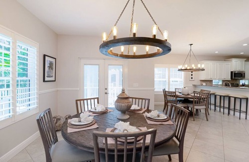 Holmes Beach House | Beach Breeze- 6 bedroom private pool/spa and one minute stroll to the beach