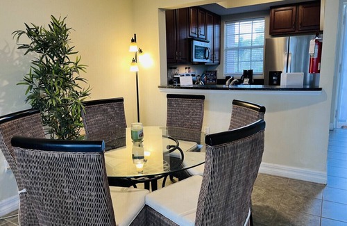 Ruskin Apartment | Beach Breeze U462 - Tampa Bay Little Harbor Beach Resort Community
