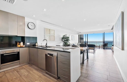 Sunrise Beach Apartment | Beach Chalet 7 - Coastal Bliss at Sunrise Beach – A Luxurious Beachfront Escape