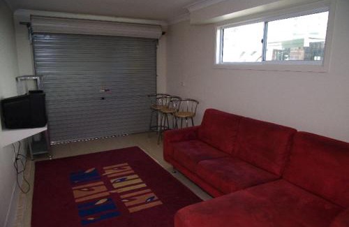 Crescent Head House | Beach Club 1, 5 Gowing Street