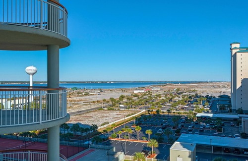 Navarre Beach Condo | Beach Colony 8B- 2BD/2BA Navarre Beach Gulf Front Condo!