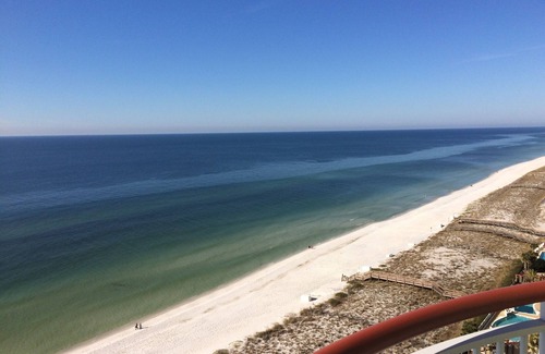 Navarre Beach Condo | Beach Colony East, Spectacular 15th Floor Beachfront Views, Directly on beach