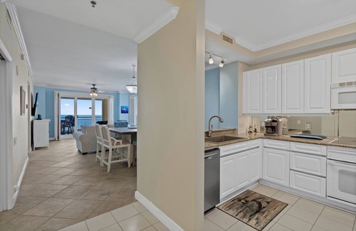 Ono Island Condo | Beach Colony West 17th Floor Beachfront Condo | Large Balcony | My Beach Getaways