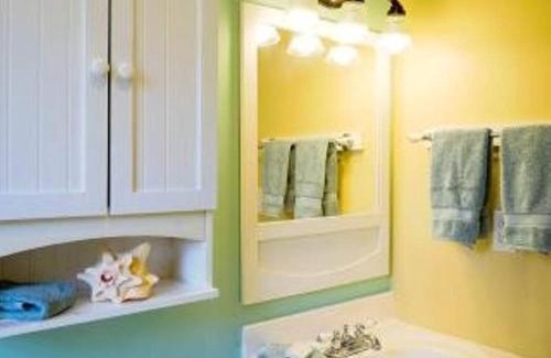 Sarasota Apartment | Beach Cottage with heated pool just off Siesta Key