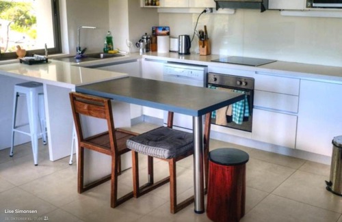 Pereybere Apartment | Beach Cove