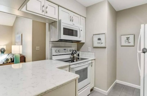 Fernandina Beach Condo | Beach Escape, 1 block from the Beach and POOL