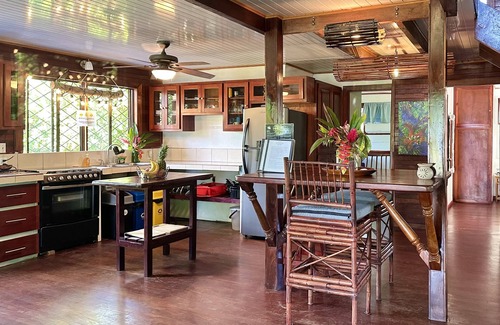 Puerto Jimenez House | Beach front 4BR/3.5BA