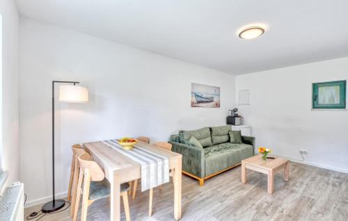 Altenkirchen Apartment | Beach Front Apartment In Altenkirchen With Wifi