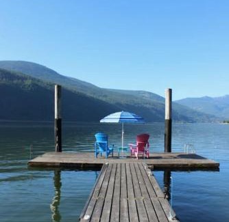Nelson House | Beach front cabin near Nelson, BC