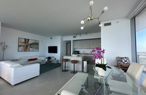 Seybold Resort | Beach front Condo with Resort Amenities