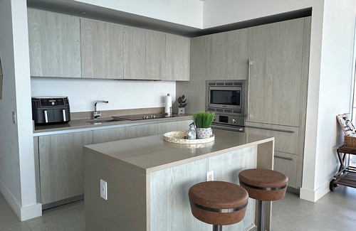 Seybold Resort | Beach front Condo with Resort Amenities