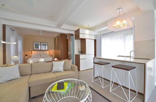 Balabag Apartment | beach front cozy residence white beach