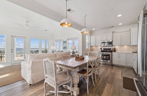 Santa Rosa Beach House | Beach Front! Hot Tub! Panoramic Views of the Gulf! 3 Adult Bikes! Grill!