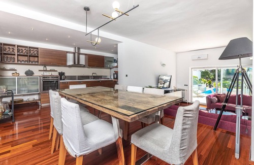 Punat House | Beach front home in Punat with kitchen