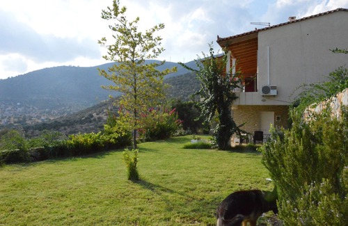 Kymi-Aliveri Villa | Beach Front Villa in Euboea with Superb View
