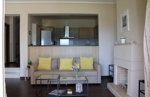 Platanitis Villa | Beach Front Villa with Private Pool IV