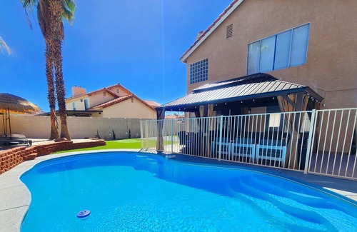 Spring Valley Villa | 𝐒𝐚𝐧𝐝 Beach Gold Class Luxury Villa With Game Room
