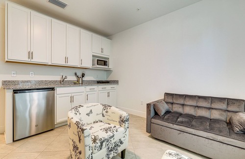 Port Saint Lucie Apartment | Beach-Hop & Golf! Port St Lucie Apt w/ Shared Yard