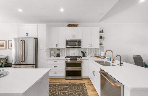 Port St. Joe House | Beach House - 6th Street Retreat by PHG