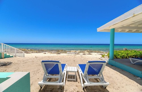 Old Man Bay Cottage | Beach House and Cottage with 2 Full Kitchens, Sleeps 16.