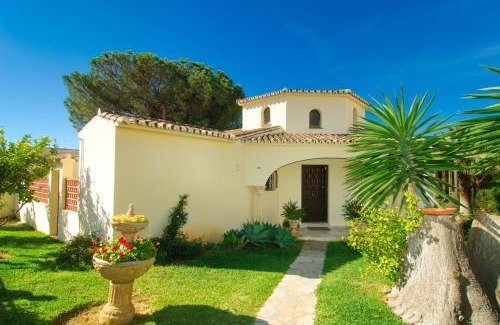 Marbella Villa | Beach House Las Chapas