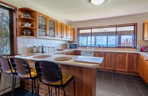 Kiama Downs House | Beach House on Jones Beach