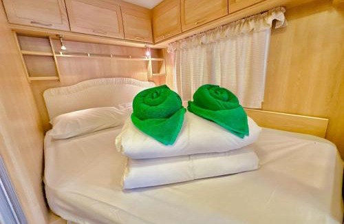 Na Chom Thian Villa | Beach House Pool Villa