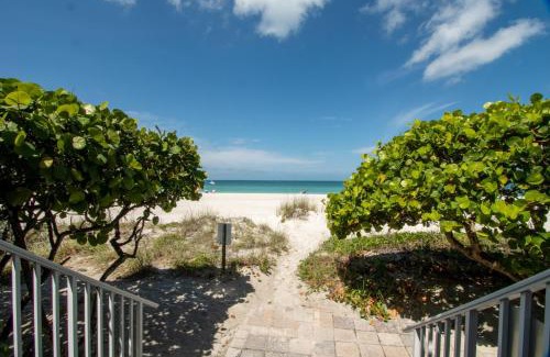 Bradenton Beach House | Beach House Resort 3
