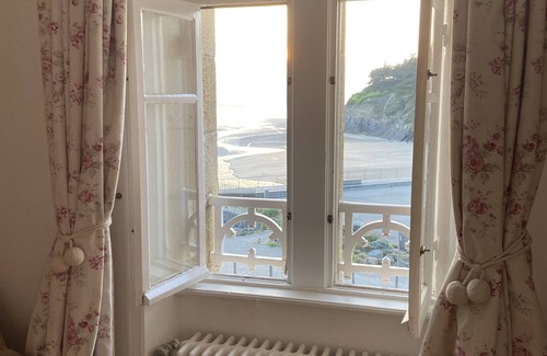 Pentrez Villa | Beach house with panoramic view
