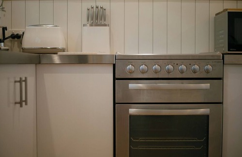 Port Douglas Apartment | ♥ Beach-Inspired Apartment for Seafarers at Heart ♥