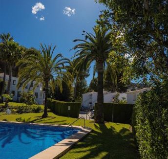 Pedreguer Apartment | Beach & mountain retreat Los Almendros