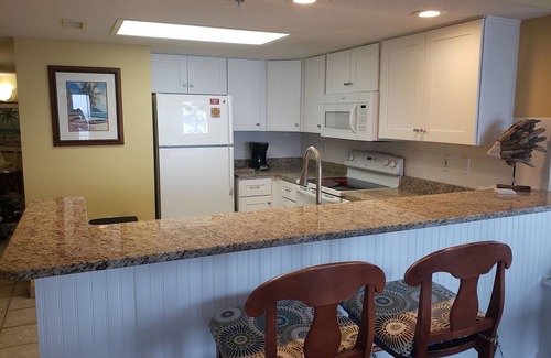 Crescent Beach Condo | Beach-Oceanfront Fall Discount Owner Direct Deluxe 2BR/2BA Updated w/Balconies