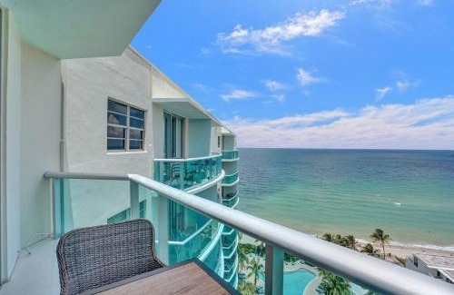Hollywood South Central Beach House | Beach Penthouse & Ocean Paradise