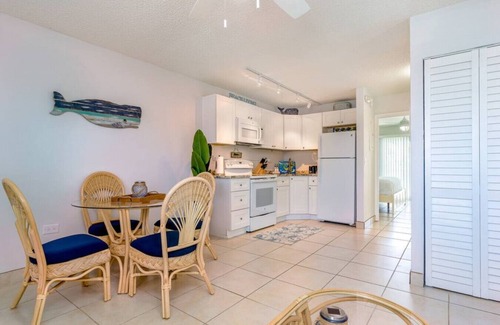 Marathon Condo | Beach, Pool, Marina & Tiki Bar - Summer Getaway!