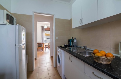 Armacao de Pera Apartment | "Beach Residence 11" with Balcony, Barbecue, Wi-Fi & Cable TV; Parking Available