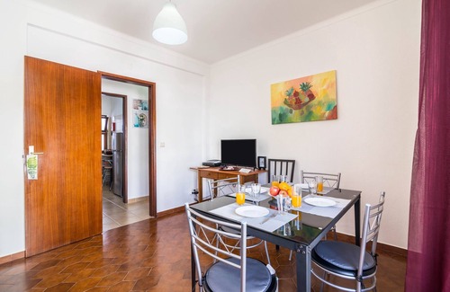 Armacao de Pera Apartment | "Beach Residence 21" with Balcony, Barbecue, Wi-Fi & Cable TV; Parking Available