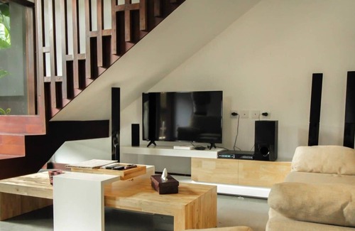 Cemagi House | Beach Side Villa at Cemagi - Surf Side