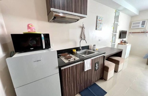 Guadalupe Condo | Beach studio near SM/Ayala + 50mbps net