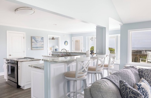 Pine Knoll Shores House | Beach Thyme, Oceanfront House in Indian Beach, NC!