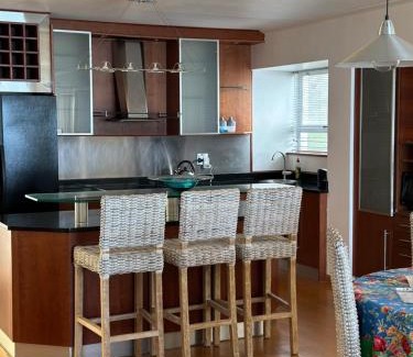 Clifton Apartment | Beach Vibes Clifton!