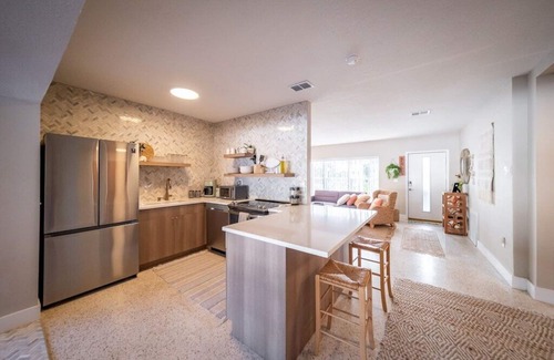 Sunset Cove House | Beach Vibes. Game Room. Pets Welcome.