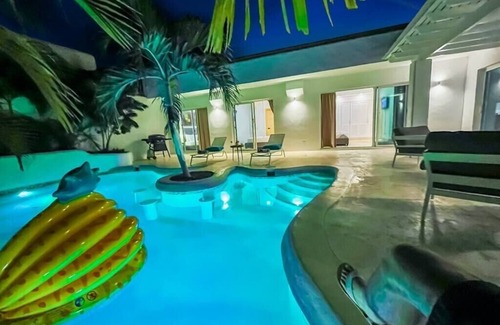 Punta Cana Villa | Beach Villa Esmeralda with private Pool, BBQ andMaid