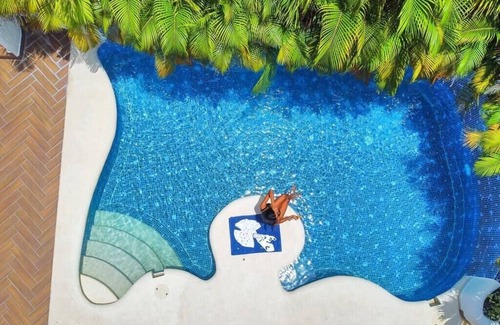 Punta Cana House | Beach Villa for 18 Guests –2 Pools, Jacuzzi and Maid