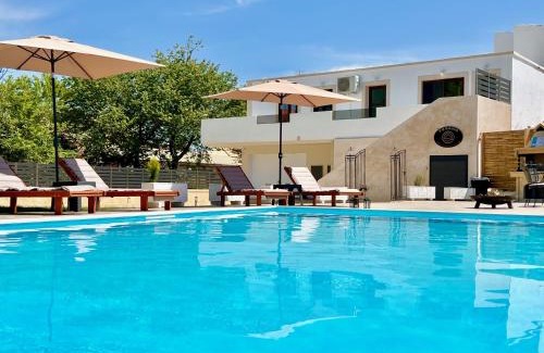 Sidari Villa | Beach Villa Verano with private pool by DadoVillas