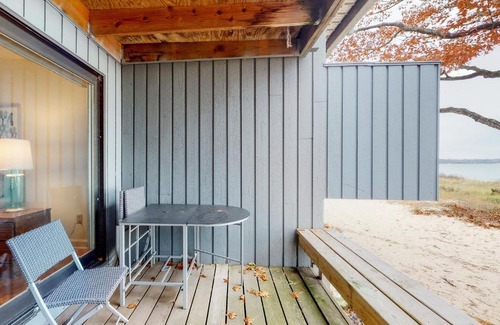 Glen Arbor Apartment | Beach Walk 3 4