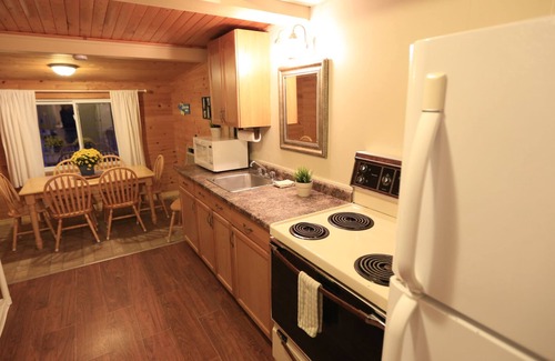 Wasaga Beach Cottage | Beach1,com - Riverfront Cottage #3