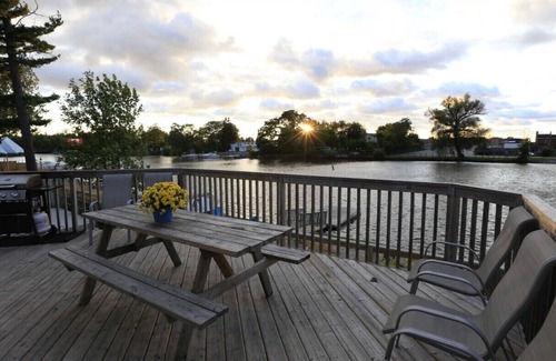 Wasaga Beach Cottage | Beach1*com - Riverfront Cottage 3 - Wasaga Beach