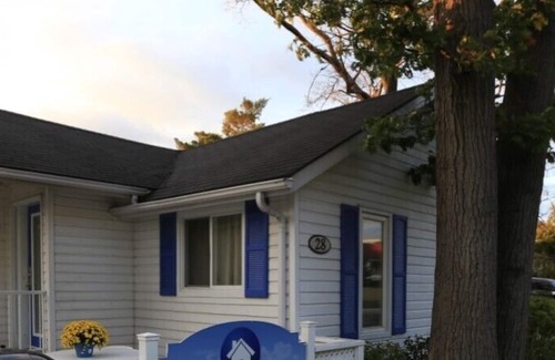 Wasaga Beach Cottage | Beach1*com - Riverfront Cottage 1 - Wasaga Beach