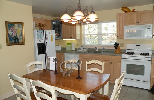 North End House | "BeachBlock" Luxury 2025 for Family memories! Spacious! Spotless,2 carparking